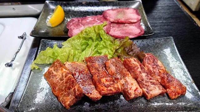 焼肉 徳