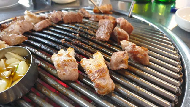 돈장군 주먹고기