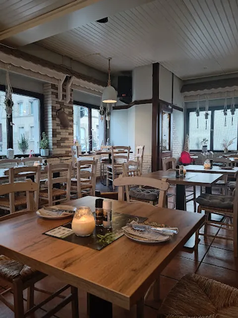 Retsinadiko, die griechische Taverne
