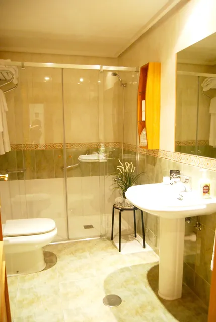 Apartamentos Jeisi Arch