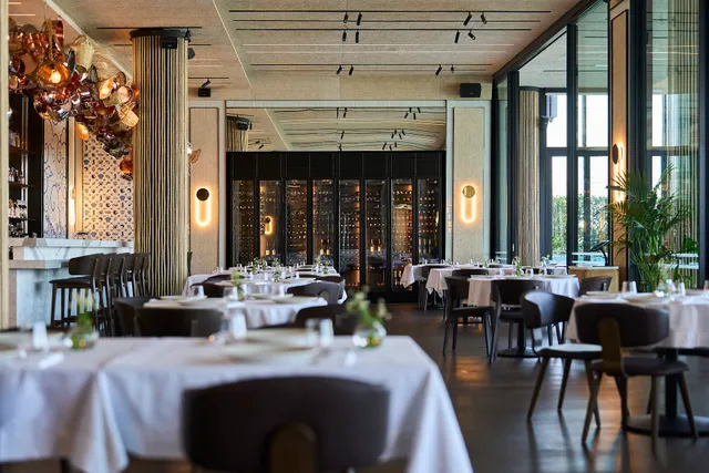 Em Sherif Sea Abu Dhabi