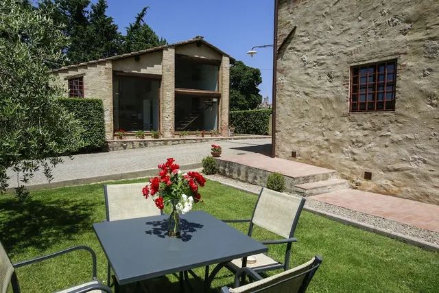 Fattoria Abbazia Monte Oliveto S.a.r.l.