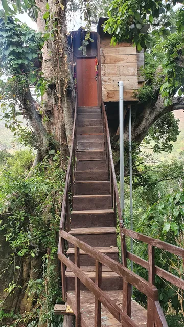 Rustic Paradise Moolaiyoour( Kodai cool stay)