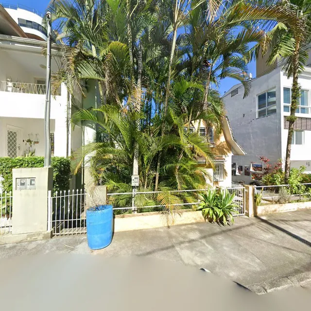 Casa Amarela Blumenau Hospedagem Alternativa