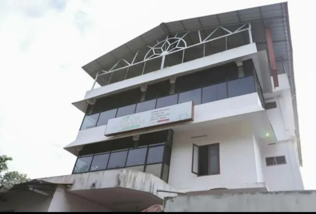 SPOT ON 45878 Adoor Homestay