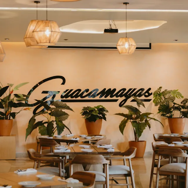 Guacamayas Restaurant - Bar