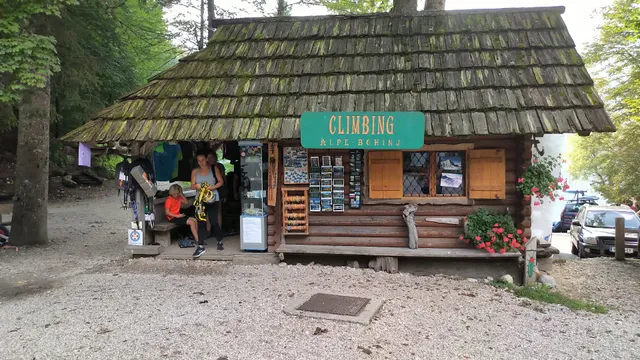 Snack bar - Pod Brezo