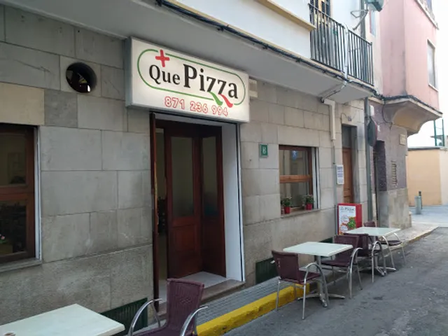 Restaurante Pizzería + Que Pizza