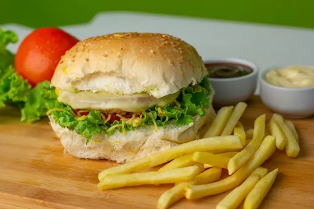 Max Lanches Taubaté