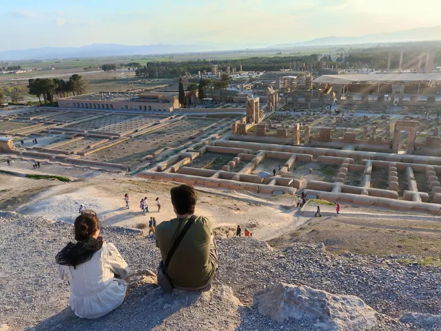 persepolis guide driver & Shahrzad