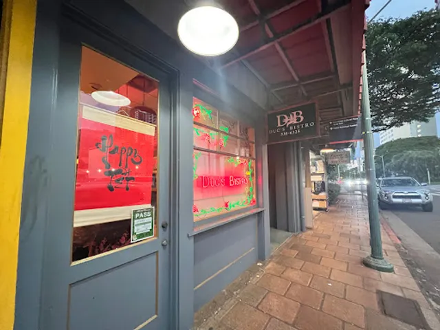 Duc's Bistro