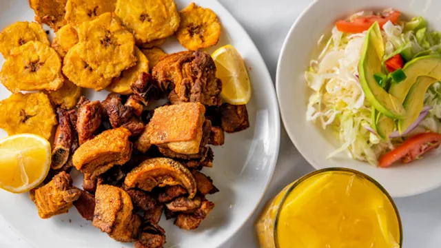 Kumbala Sports Bar & Grill