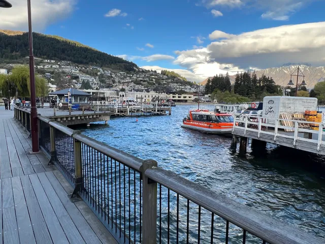 Queenstown Wharf Walk