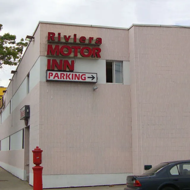 Riviera Motor Inn