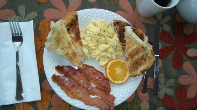 Prairie Schooner Inn