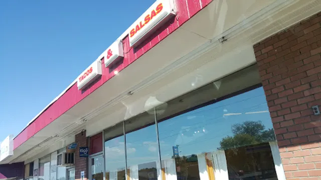 Taqueria Chisme & Cafe