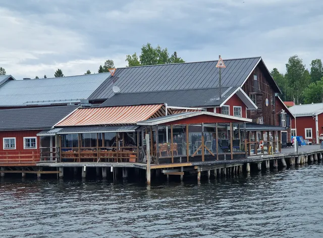 Hotell Mellanfjärden & Restaurang Sjömärket