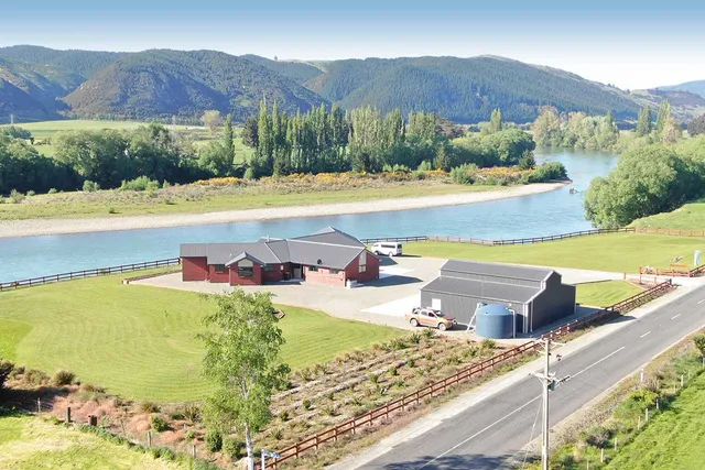 Mata-Au Lodge Beaumont Accommodation