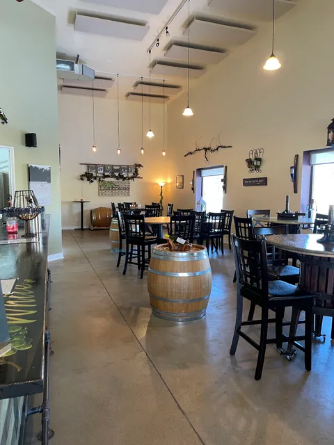 LambStone Cellars Winery