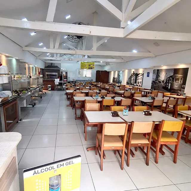 Restaurante e Churrascaria 25