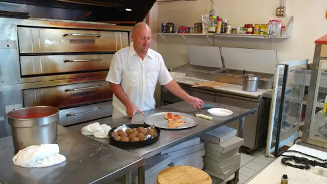 Pino's Pizza & Pasta