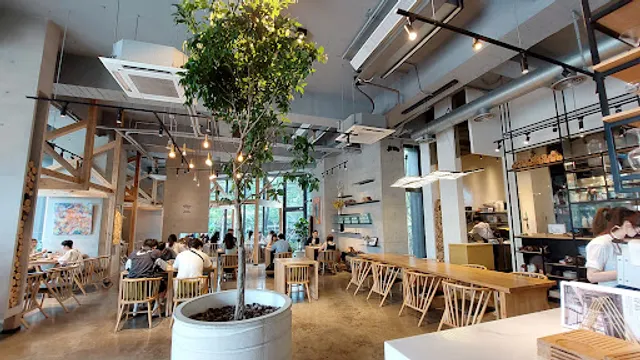 浮島虎山 | Söt Café Bistronömy