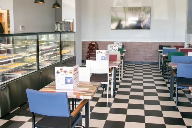 Saray Bakery & Ice Cream Cafe