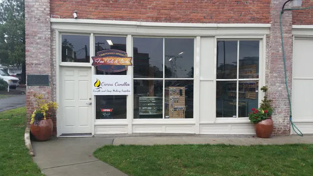 Cierra Candles - Candle and Soap making supplies - Retail Store