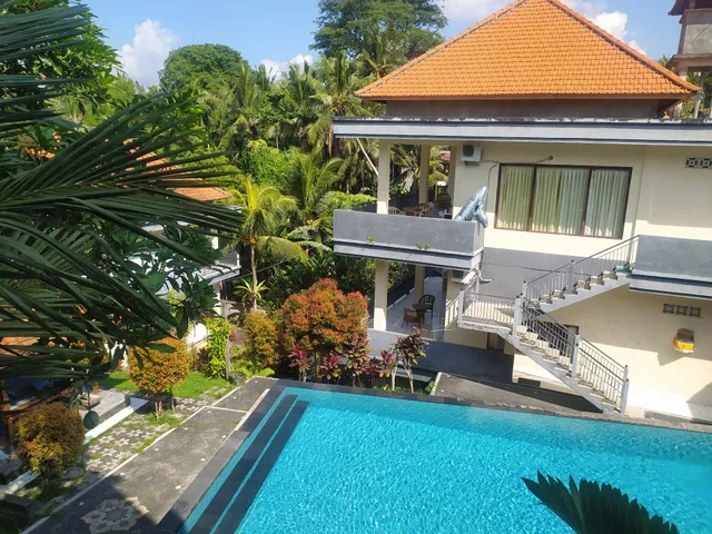 Agung trisna bungalows & restaurant