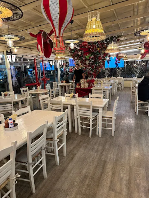 OI PITES TIS GEORGIAS