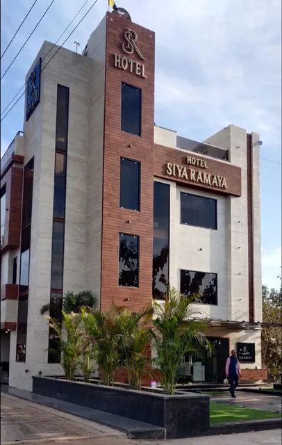 Hotel Siya Ramaya