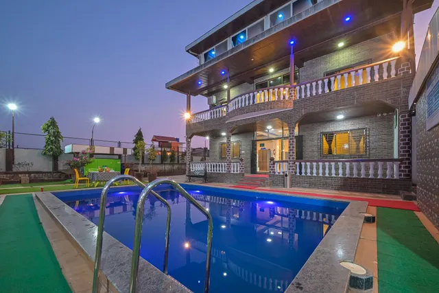 SINGH SAHIB VILLA LONAVALA