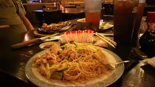 Hu-Dat Noodle House 2