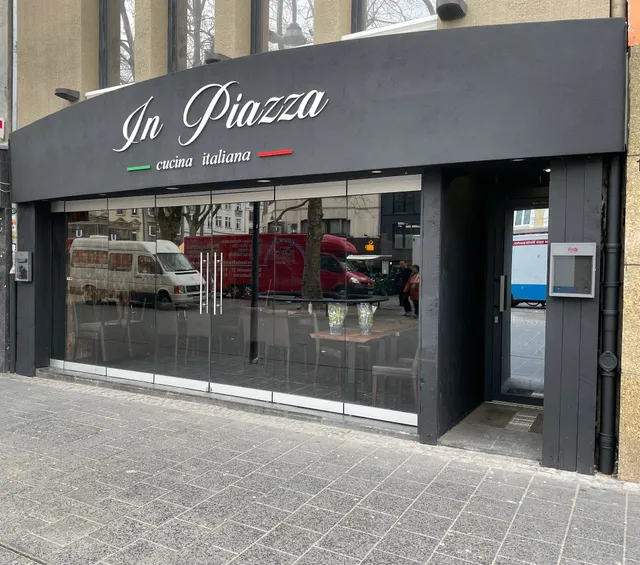 In Piazza
