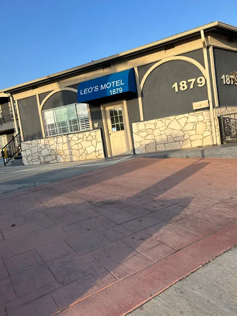 Leo's Motel
