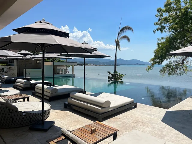 Allure Resort & Beach Club