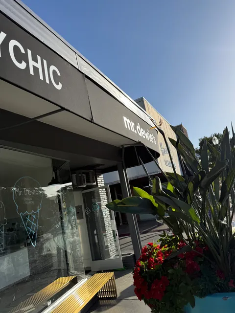 Mr. Dewie's Cashew Creamery