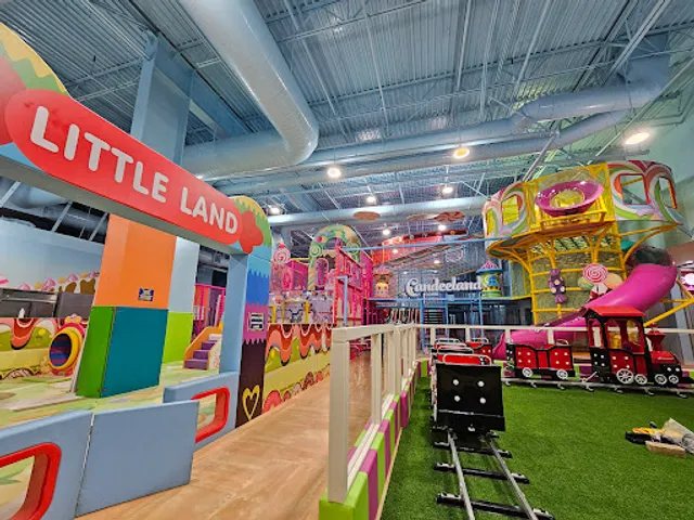 Candeeland Riverside