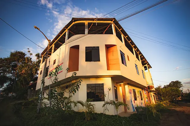 El Mural Backpackers