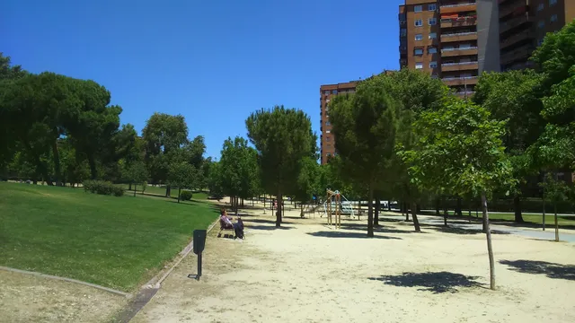 Ingenieros Park