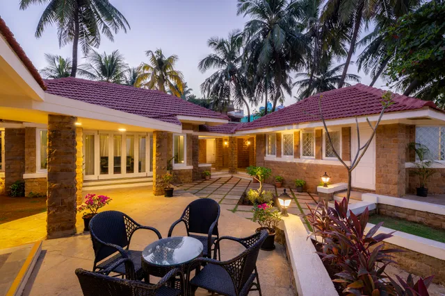 Beach House Madh Island, Mumbai, amã Stays & Trails