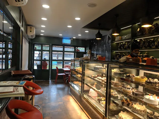 Ribbons and Balloons, Bajpe