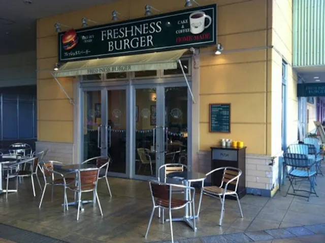 FRESHNESS BURGER Vinawalk Ebina