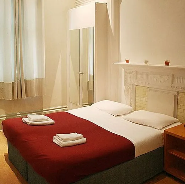 Hyde Park Economy Apartments London