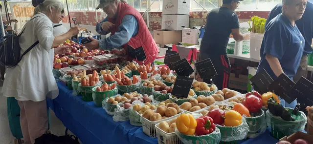 Lakeview Farmers' Market