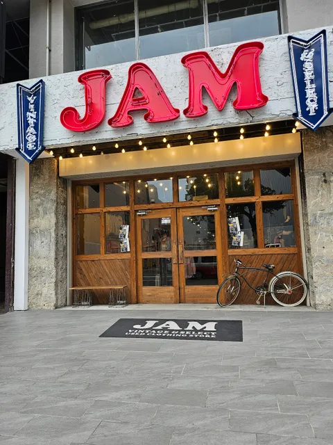 Furugiya JAM Fukuokaten