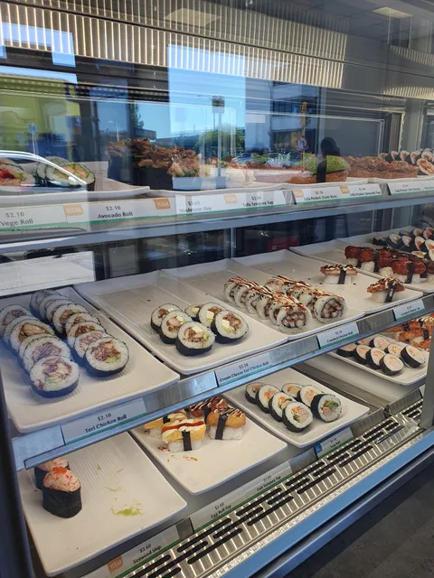 Sushimama College St.