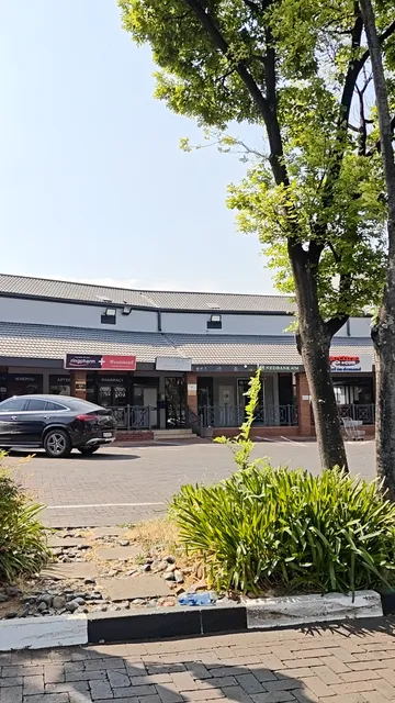 Dunwoody Shopping Centre