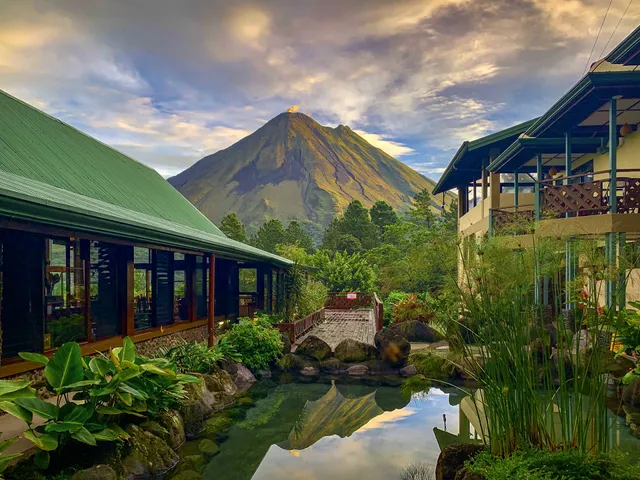 Arenal Observatory Lodge