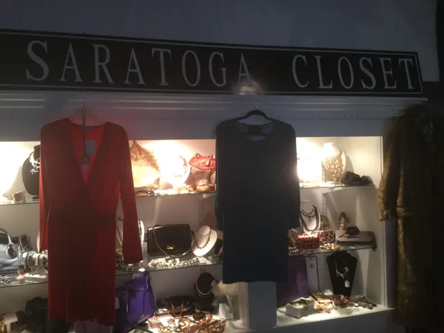 Saratoga Closet